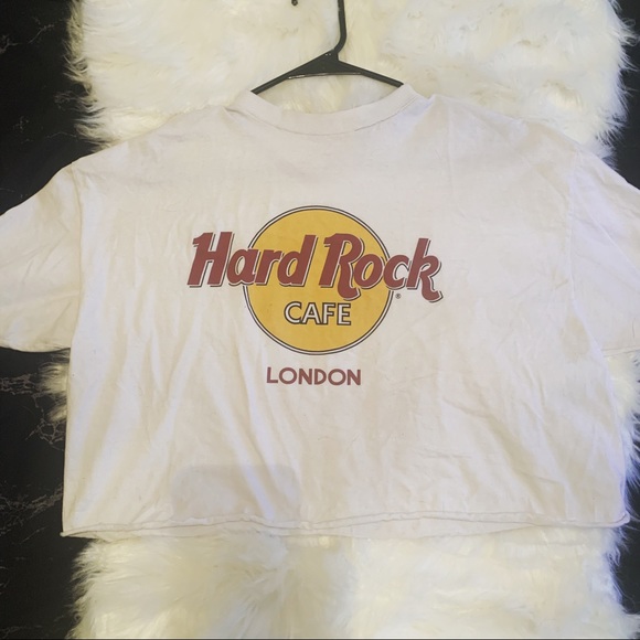 Hard Rock Cafe Tops - Hark Rock Cafe Crop T-Shirt